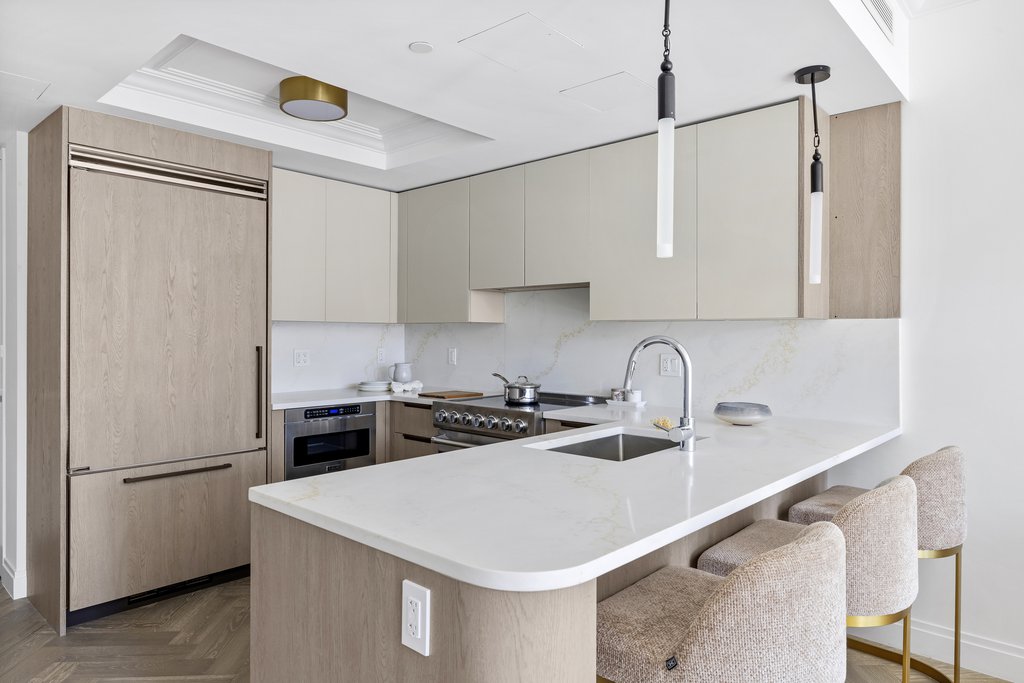 78-29 Austin Street, Unit 404 photo 4