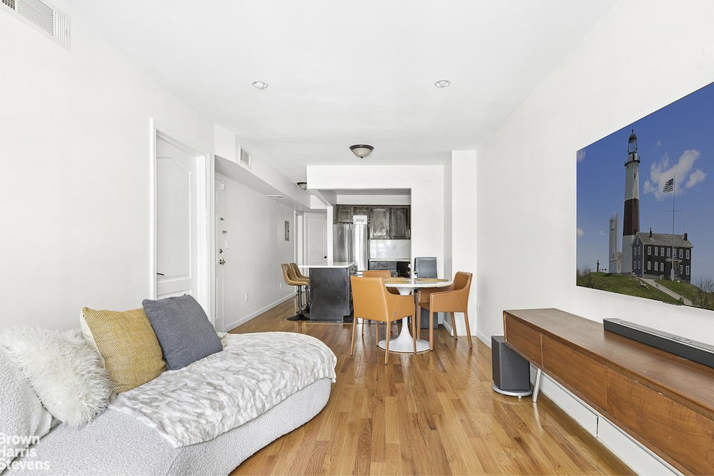 1276 Saint Marks Avenue, Unit 2