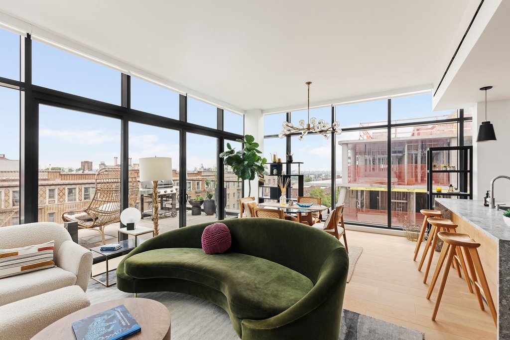 21-21 31st Street, Unit PHA photo 3