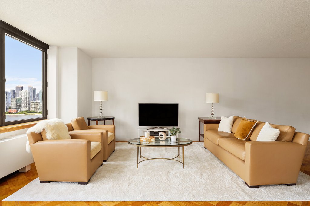 415 East 37th Street, Unit 21/J photo 3