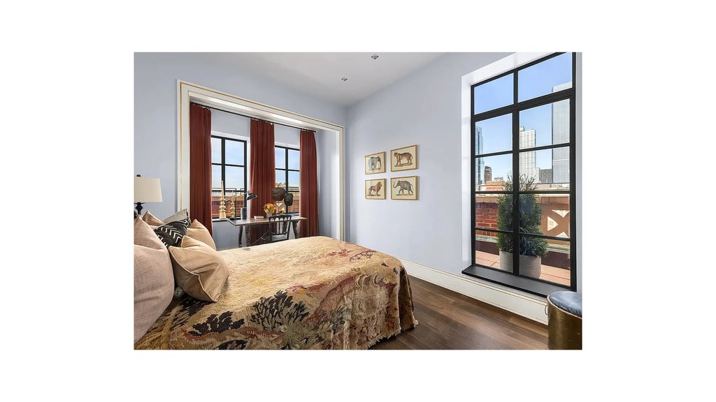 410 West 24th Street, Unit PHA photo 4