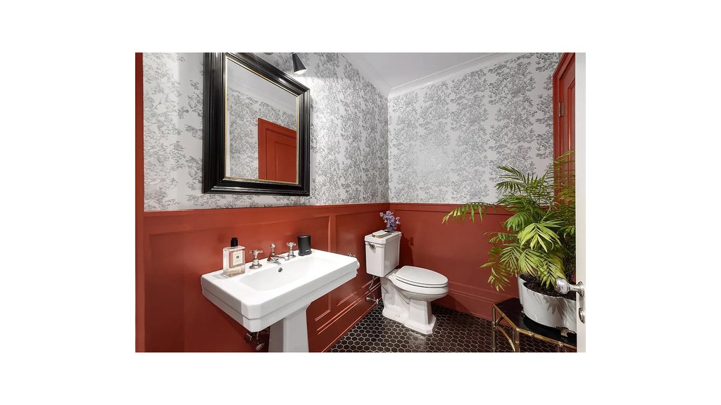 410 West 24th Street, Unit PHA photo 21