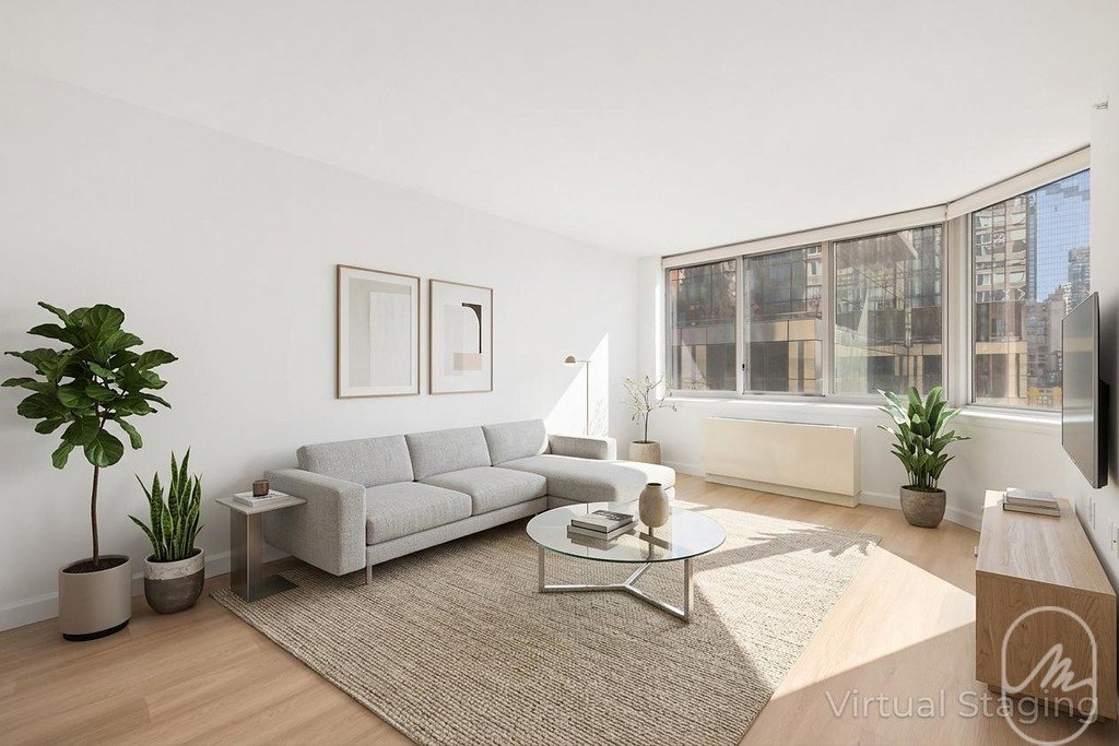 561 Tenth Avenue, Unit 19G