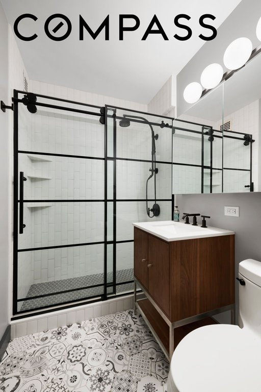 420 East 72nd Street, Unit 2E photo 7