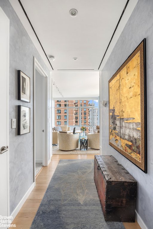310 East 53rd Street, Unit 25A photo 7