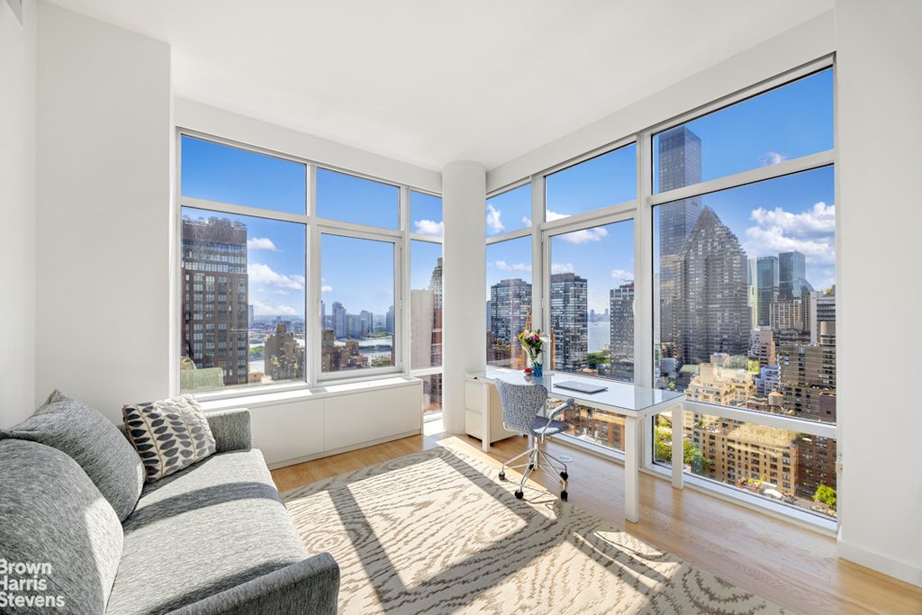 310 East 53rd Street, Unit 25A photo 10