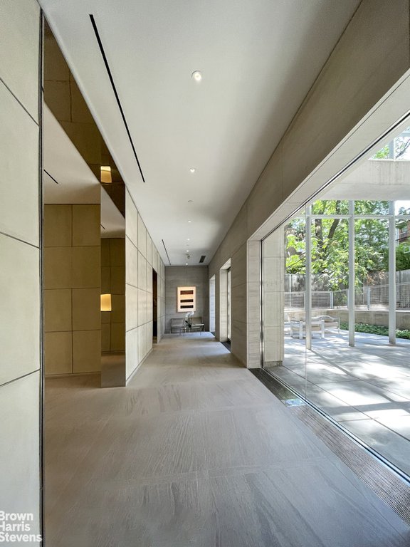 310 East 53rd Street, Unit 25A photo 14
