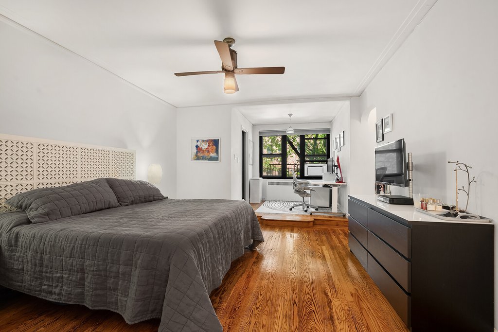 350 East 77th Street, Unit 2AB photo 4
