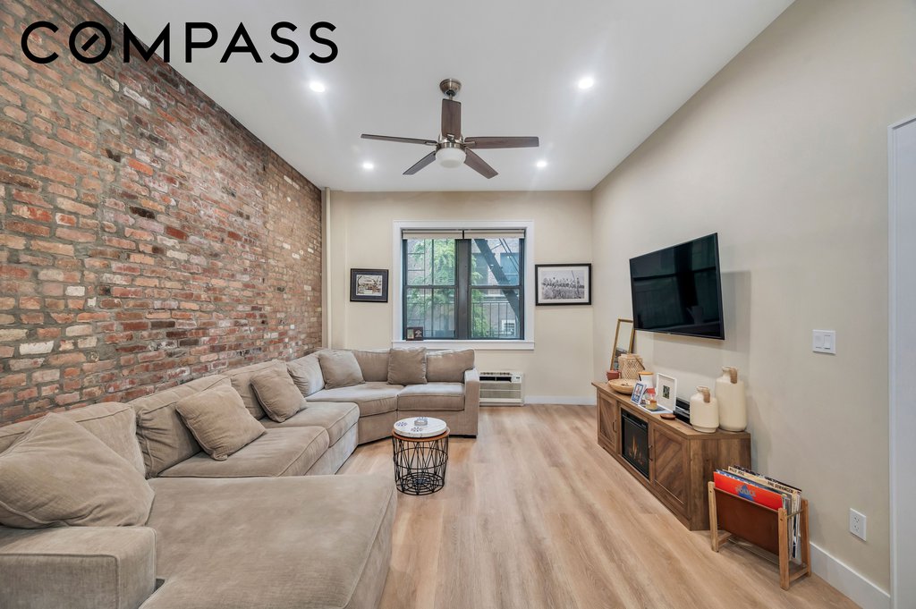 240 East 30th Street, Unit 2D