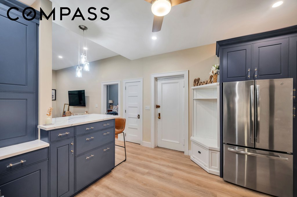 240 East 30th Street, Unit 2D photo 4