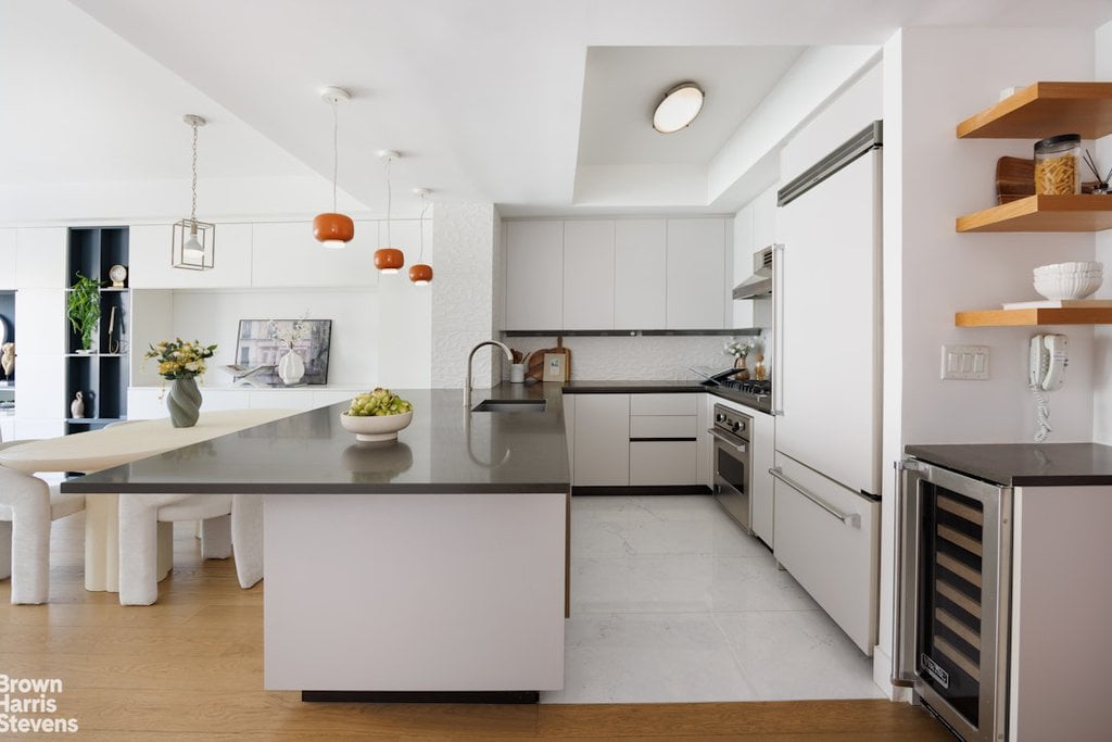 2628 Broadway, Unit 9A photo 3