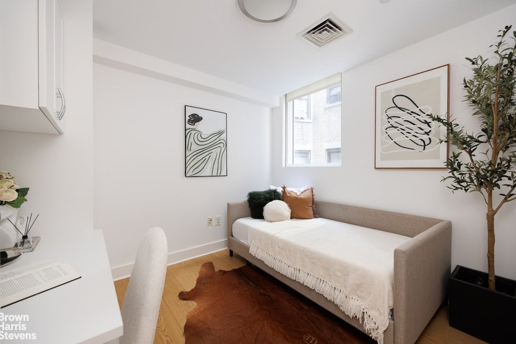 2628 Broadway, Unit 9A photo 4