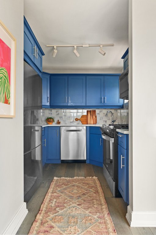 343 Fourth Avenue, Unit 10G photo 2