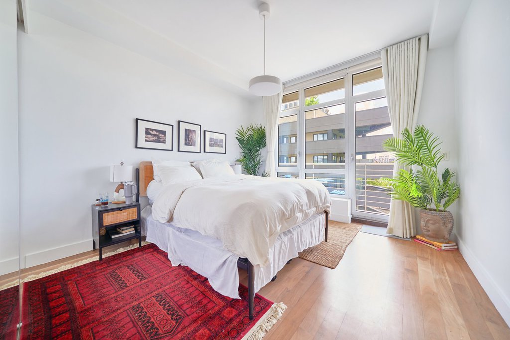 76 Engert Avenue, Unit 4B photo 7