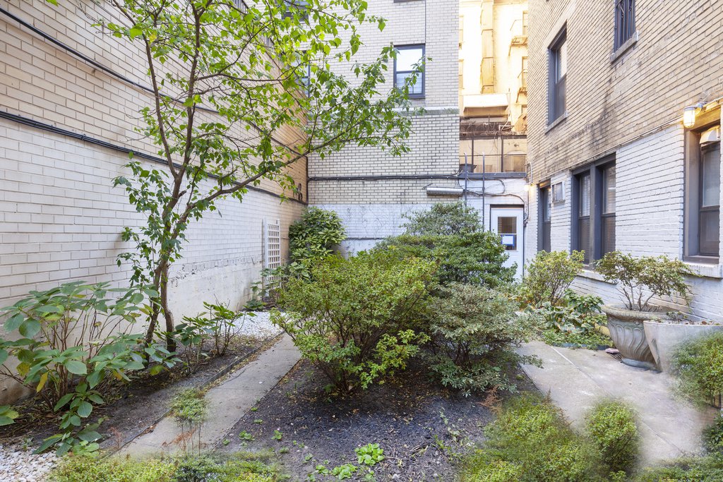 179 East 79th Street, Unit 4CD photo 10