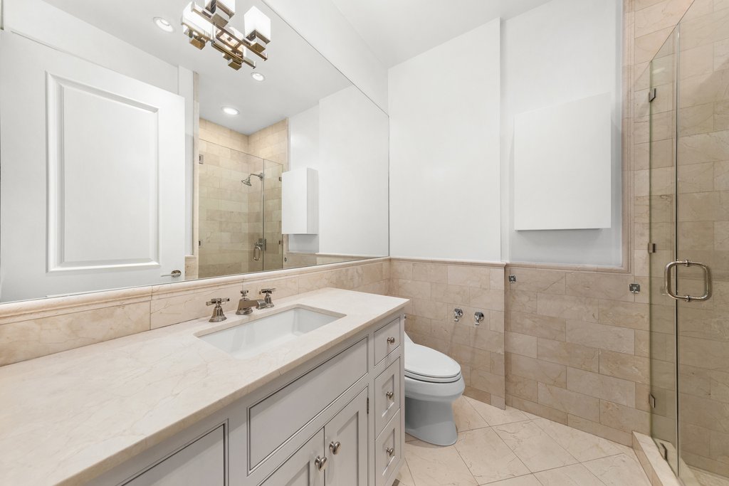 12 East 62nd Street, Unit 4 photo 4