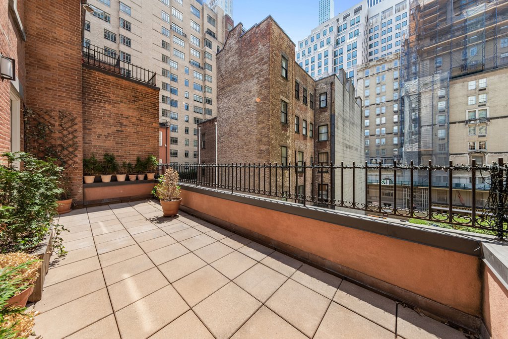 12 East 62nd Street, Unit 4 photo 7
