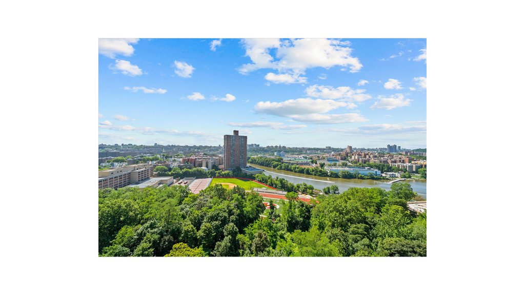 555 Kappock Street, Unit 12A photo 4