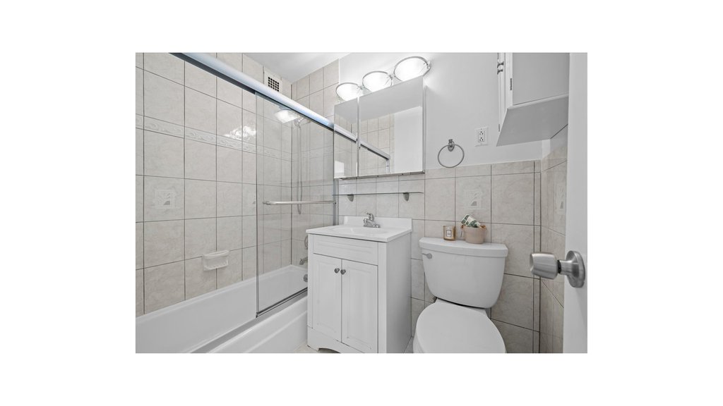 555 Kappock Street, Unit 12A photo 10