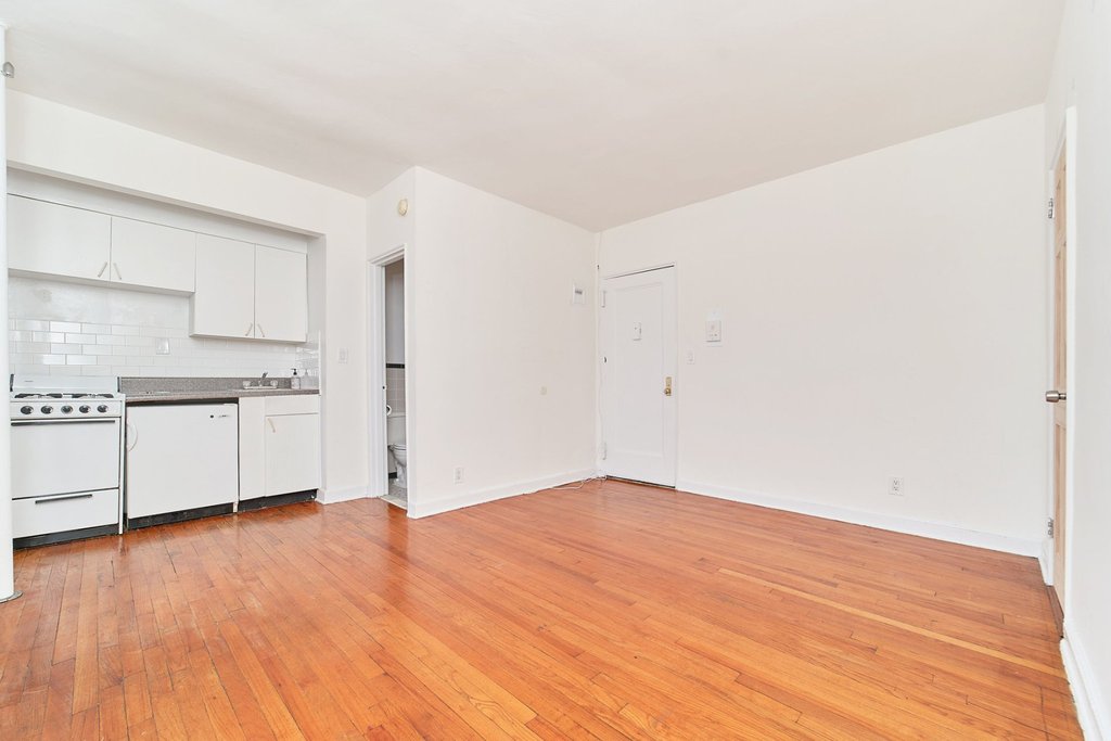 400 West 45th Street, Unit 5B photo 7