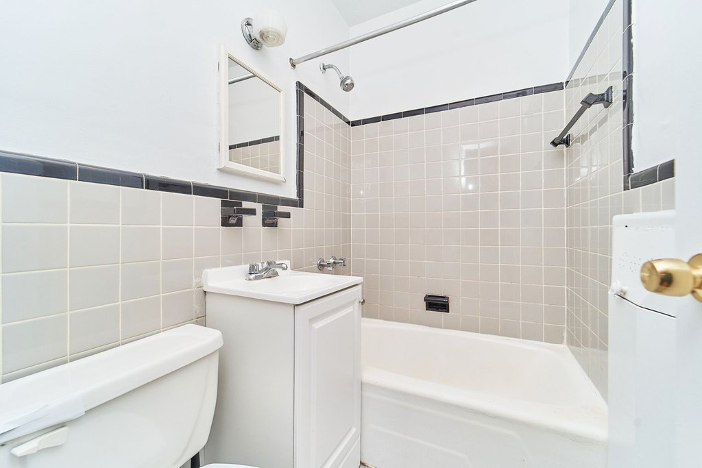 400 West 45th Street, Unit 5B photo 10