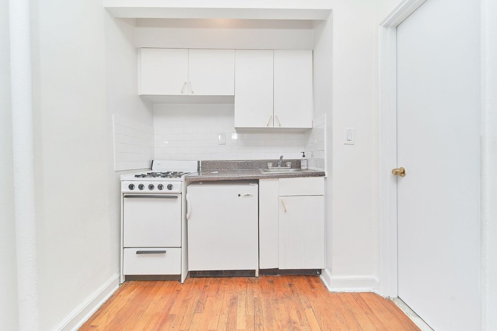 400 West 45th Street, Unit 5B photo 11