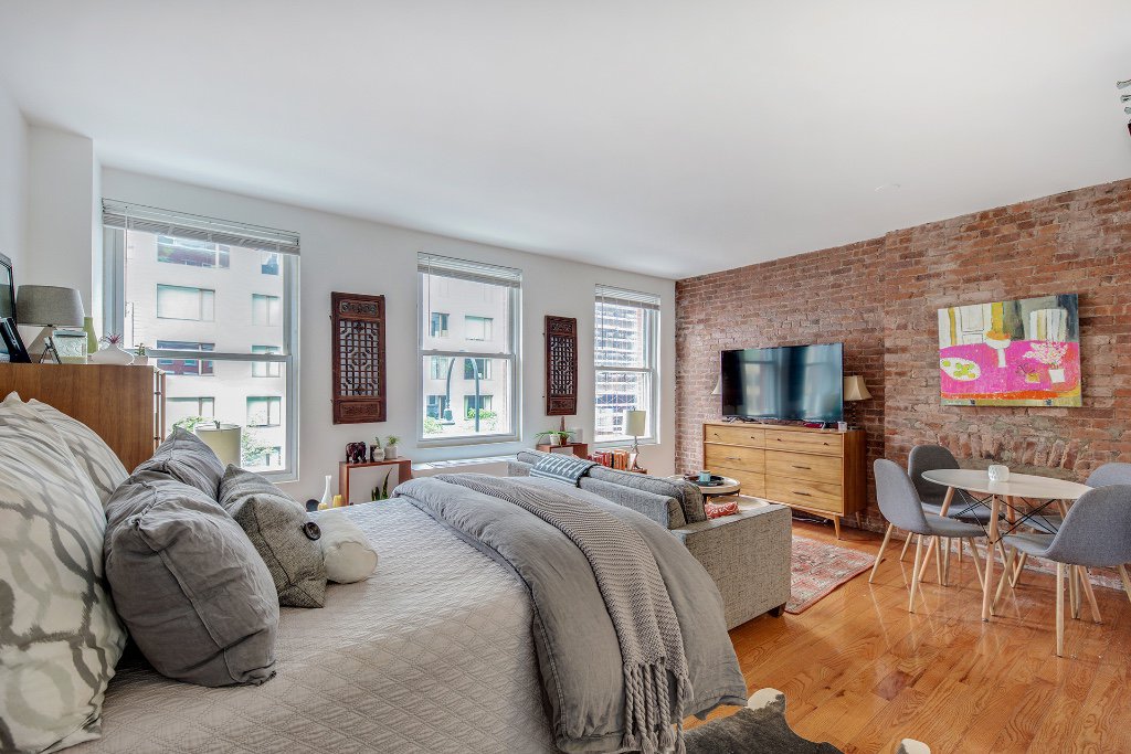 350 West 14th Street, Unit 4G