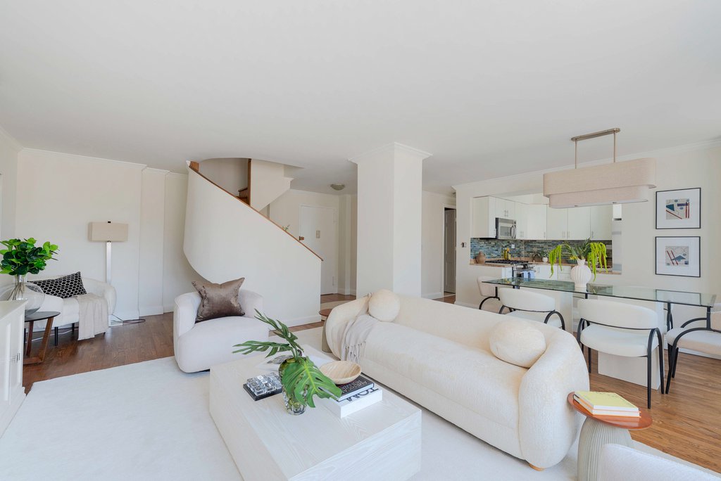 401 East 89th Street, Unit 18/19E