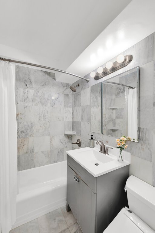 303 West 66th Street, Unit 10DE photo 7