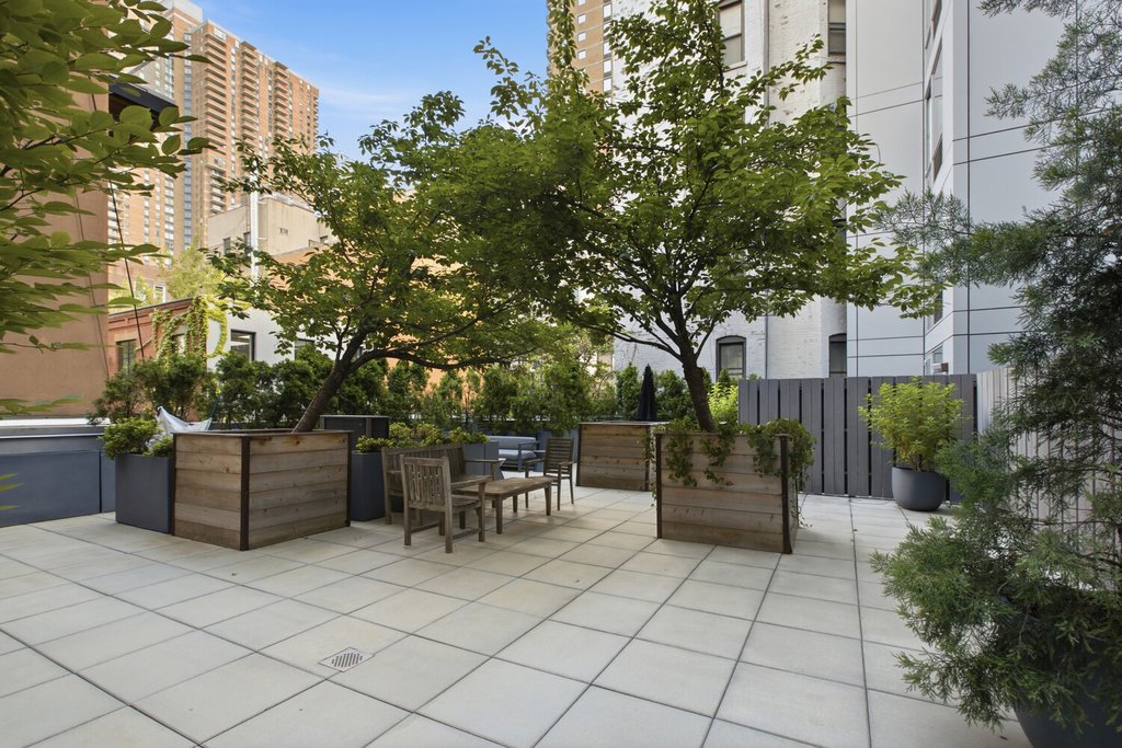 464 West 44th Street, Unit 3H photo 15