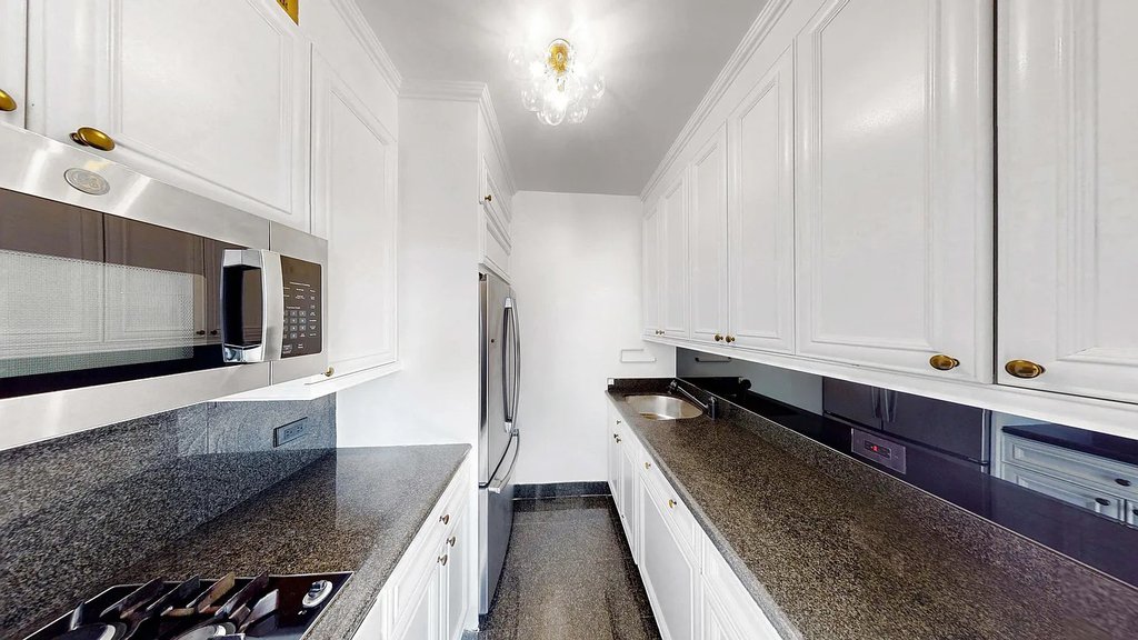 167 East 61st Street, Unit 21E photo 8