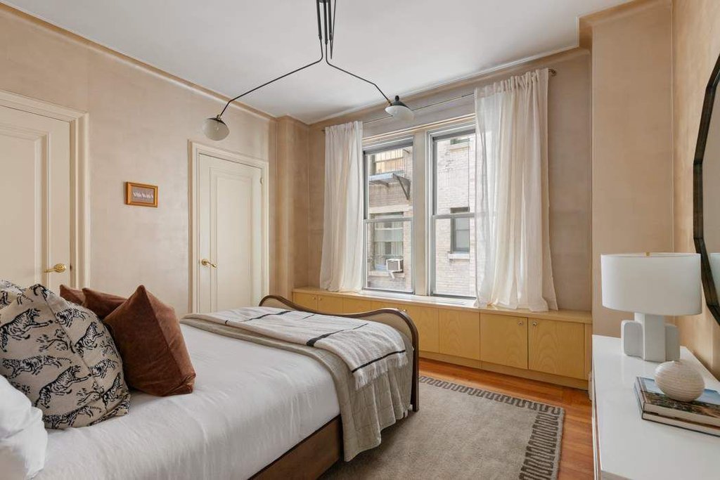 1040 Fifth Avenue, Unit 3A photo 19