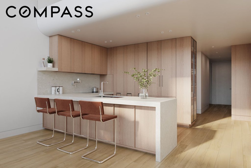 256 East 4th Street, Unit 3 photo 3