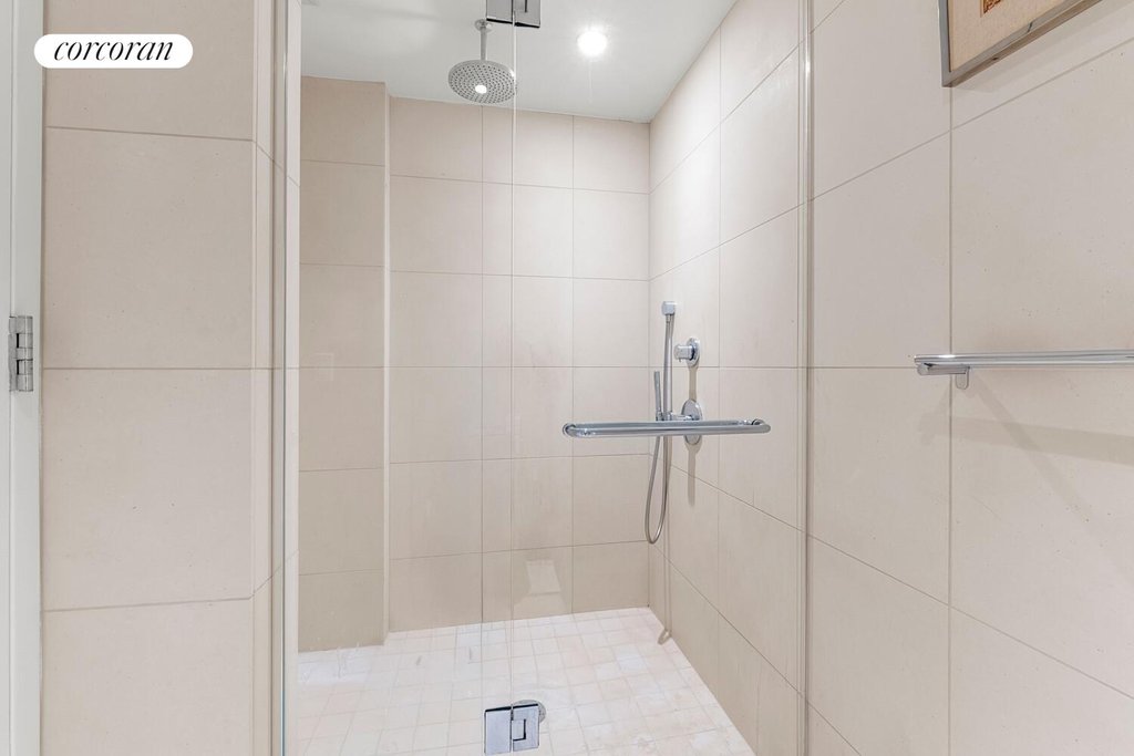 340 East 23rd Street, Unit PH3C photo 6