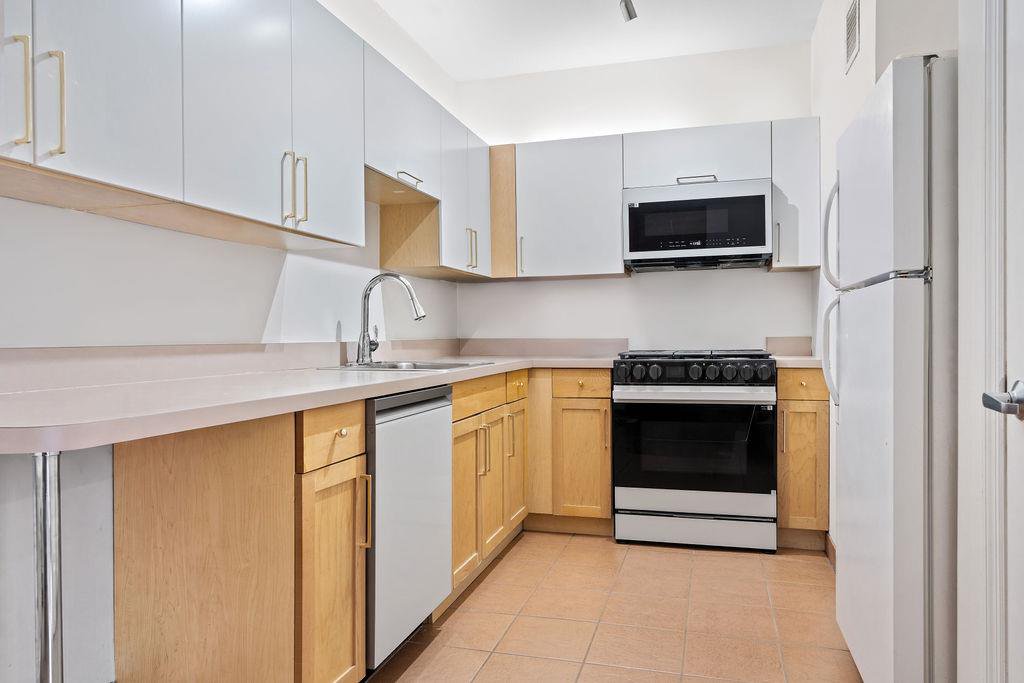 231 West 148th Street, Unit 4Q photo 7