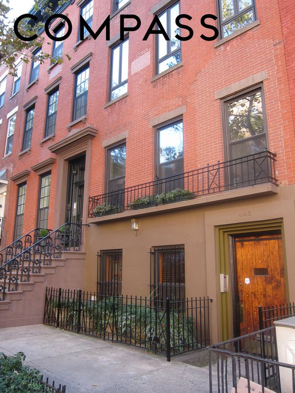 442 West 44th Street