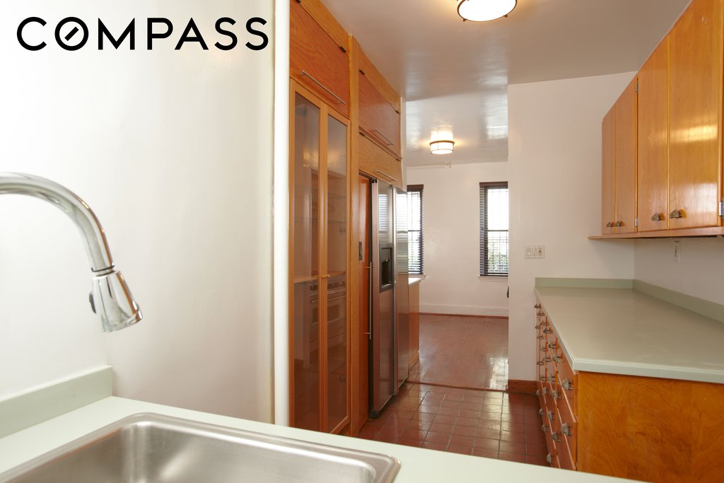 442 West 44th Street – For Sale photo 11