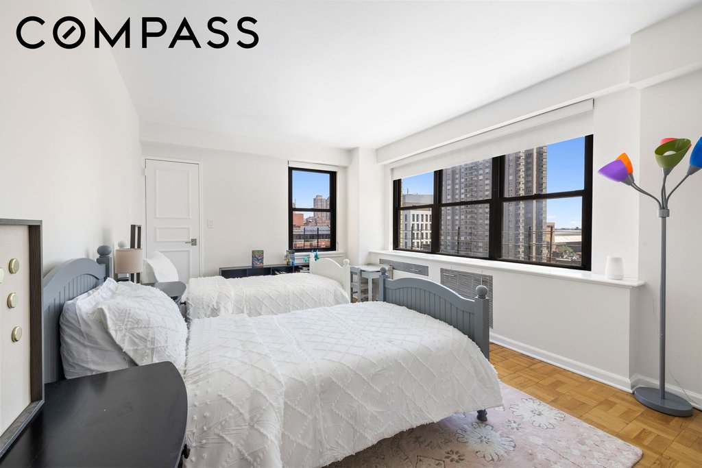 399 East 72nd Street, Unit 12AB photo 6