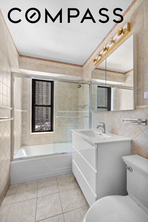 399 East 72nd Street, Unit 12AB photo 10