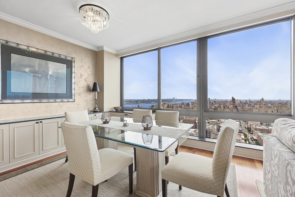 111 West 67th Street, Unit 41E photo 2