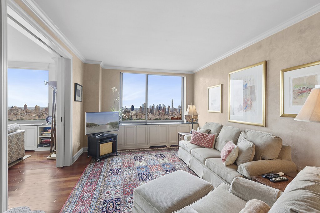 111 West 67th Street, Unit 41E photo 11