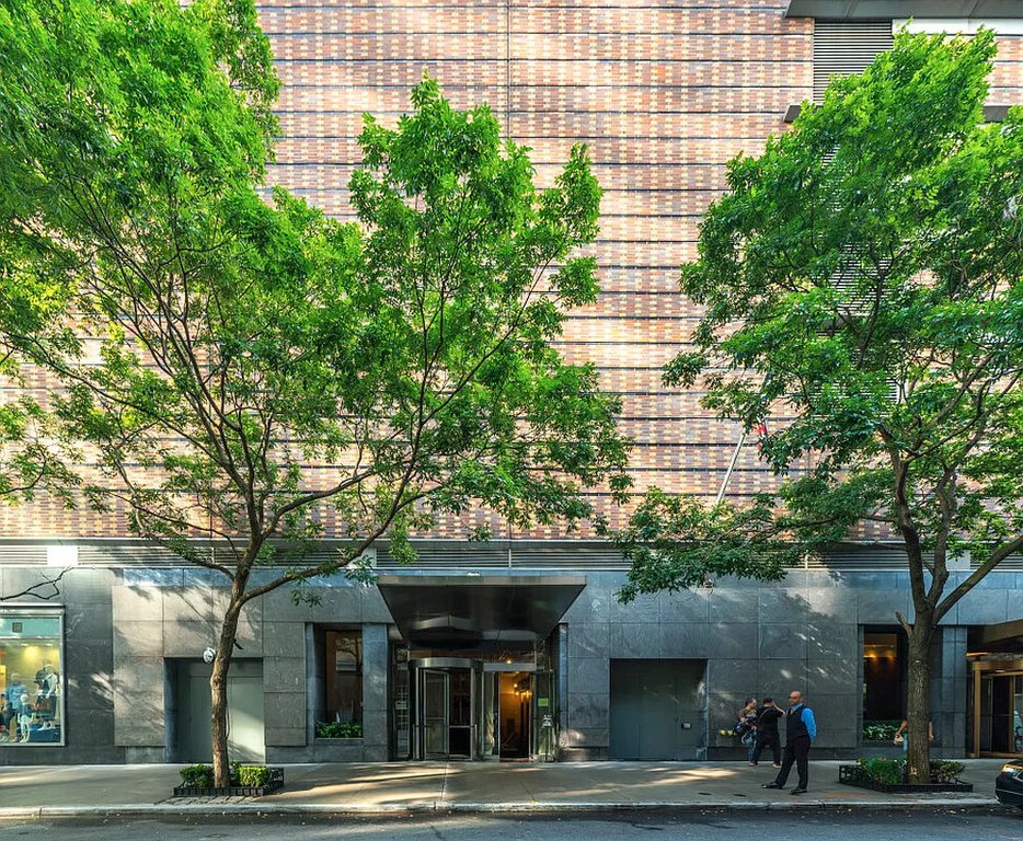 111 West 67th Street, Unit 41E photo 17