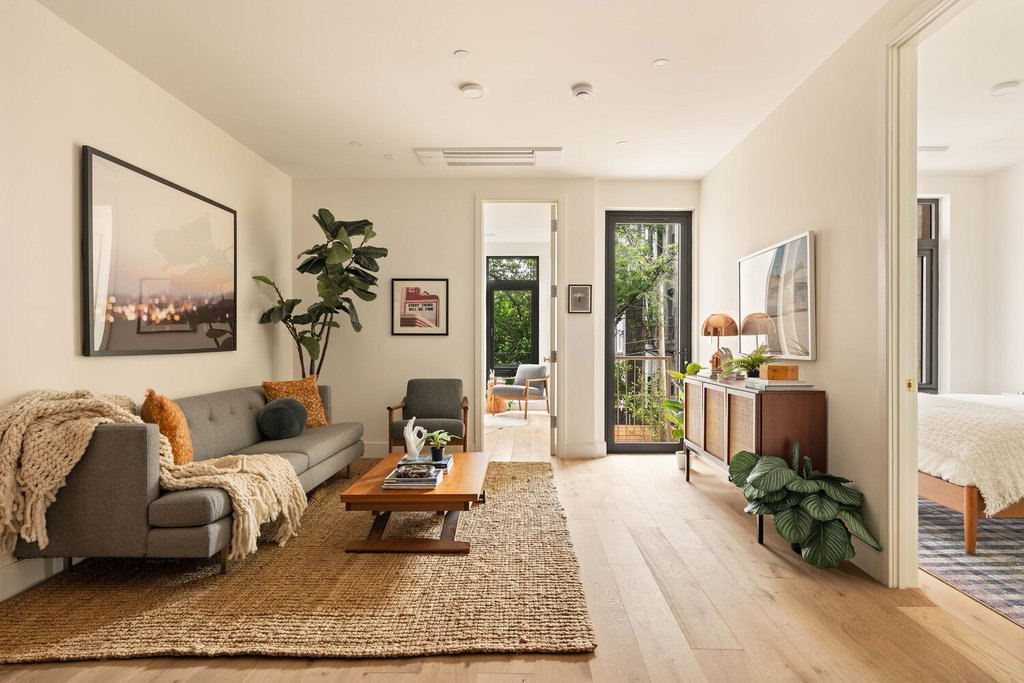 269 Bainbridge Street, Unit 2B