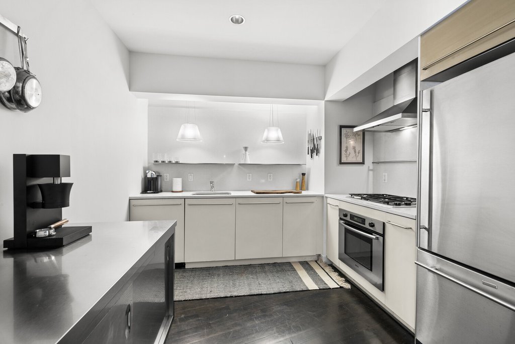 15 Broad Street, Unit 2302 photo 4