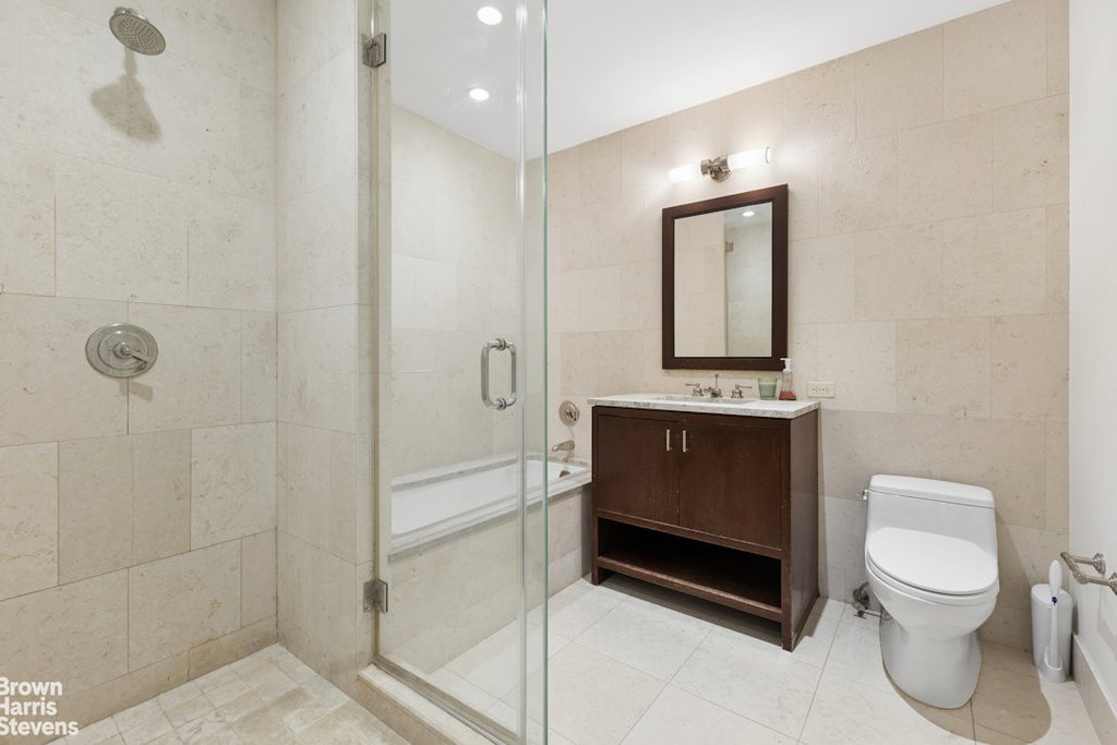 100 Riverside Boulevard, Unit 5B photo 7