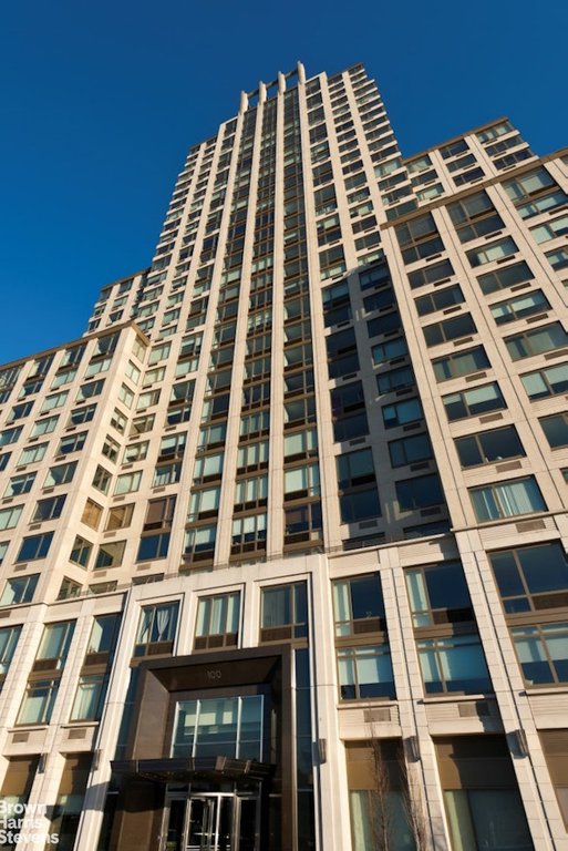 100 Riverside Boulevard, Unit 5B photo 15
