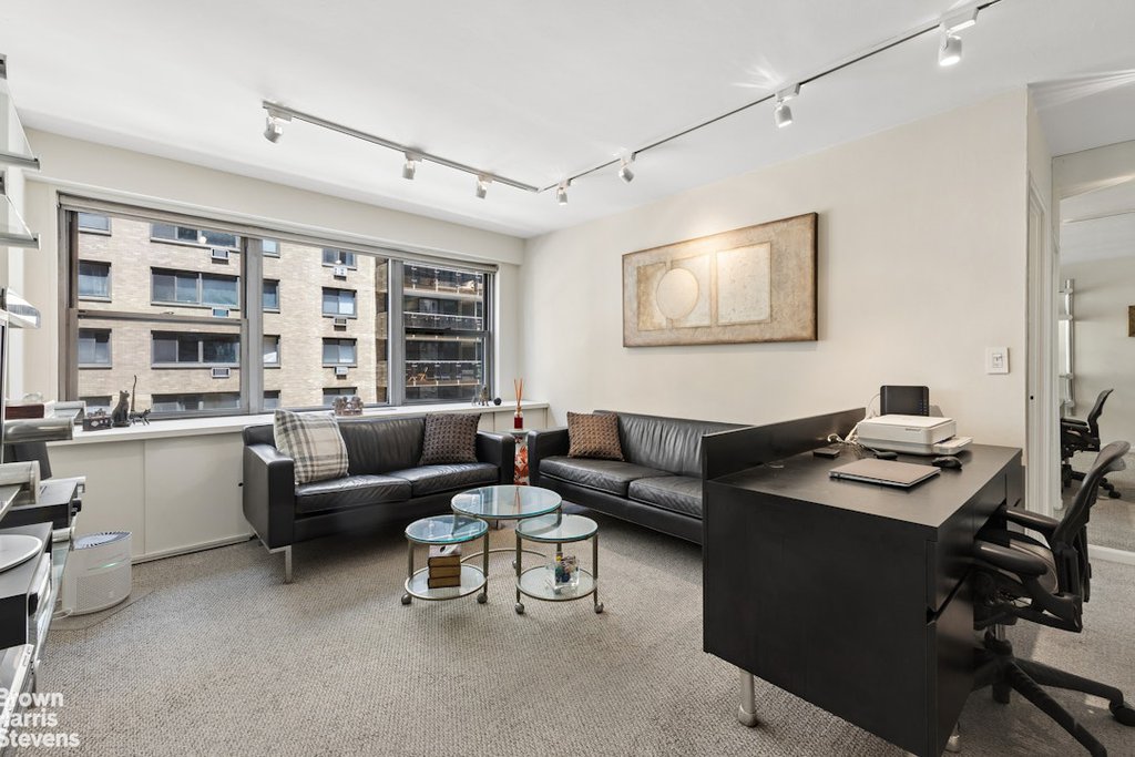 10 West 15th Street, Unit 609