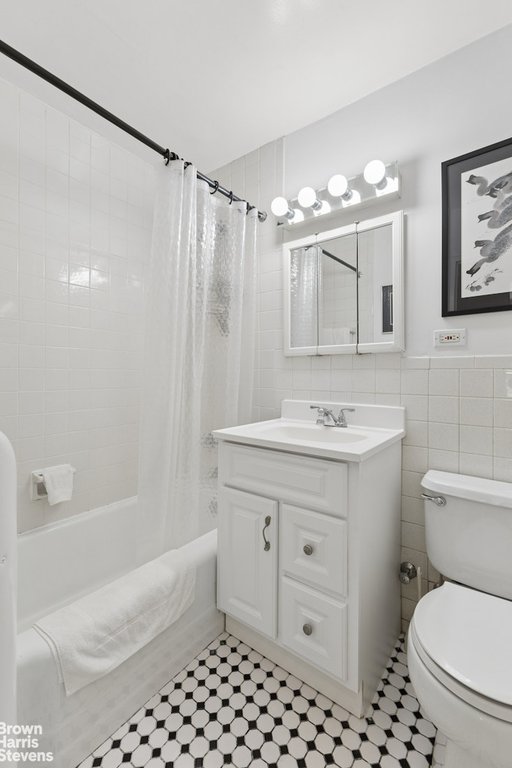 10 West 15th Street, Unit 609 photo 7