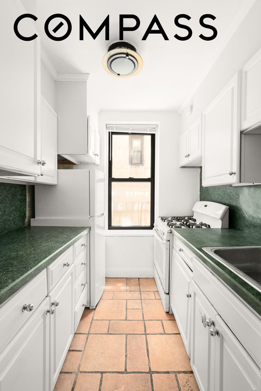 305 East 72nd Street, Unit 5GN photo 4