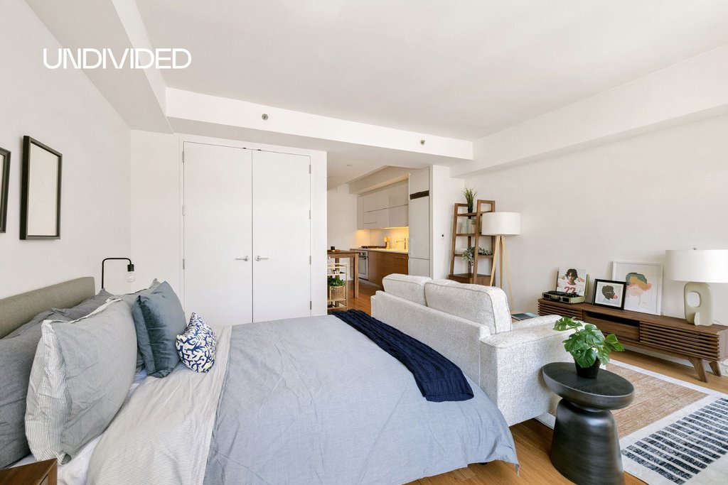 303 East 33rd Street, Unit 11B photo 3
